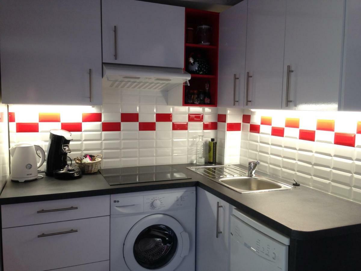 Suquet Charm Apartment คานส์ ภายนอก รูปภาพ