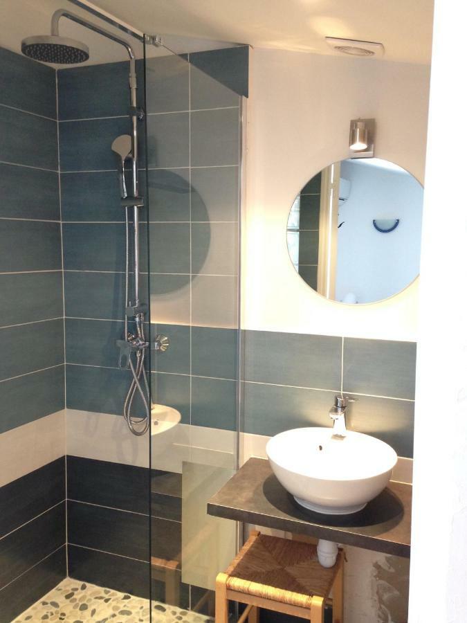 Suquet Charm Apartment คานส์ ภายนอก รูปภาพ